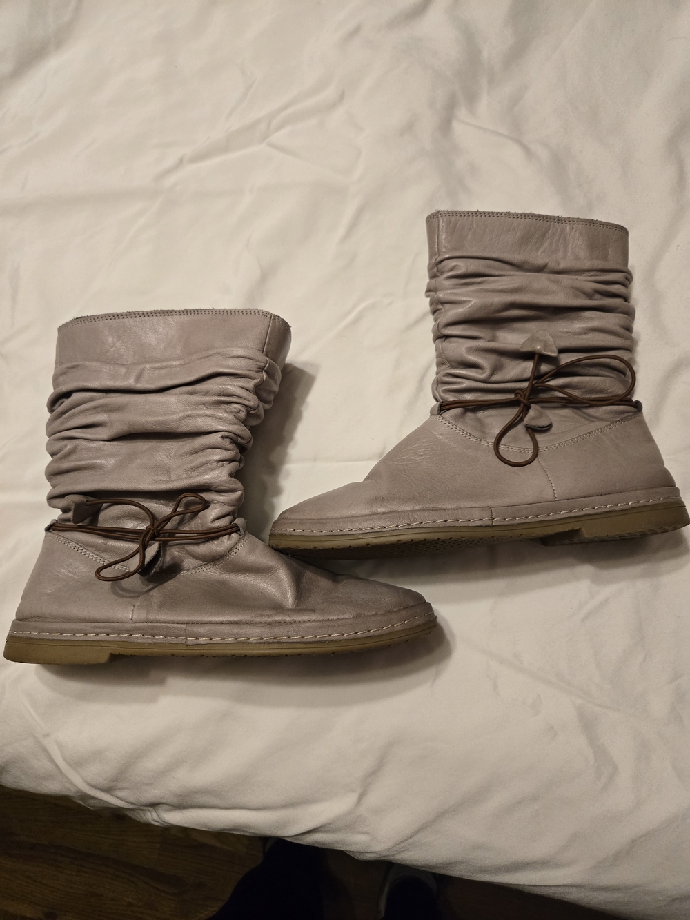 Spring Step Women’s Slouchy Leather Boots in Light Taupe